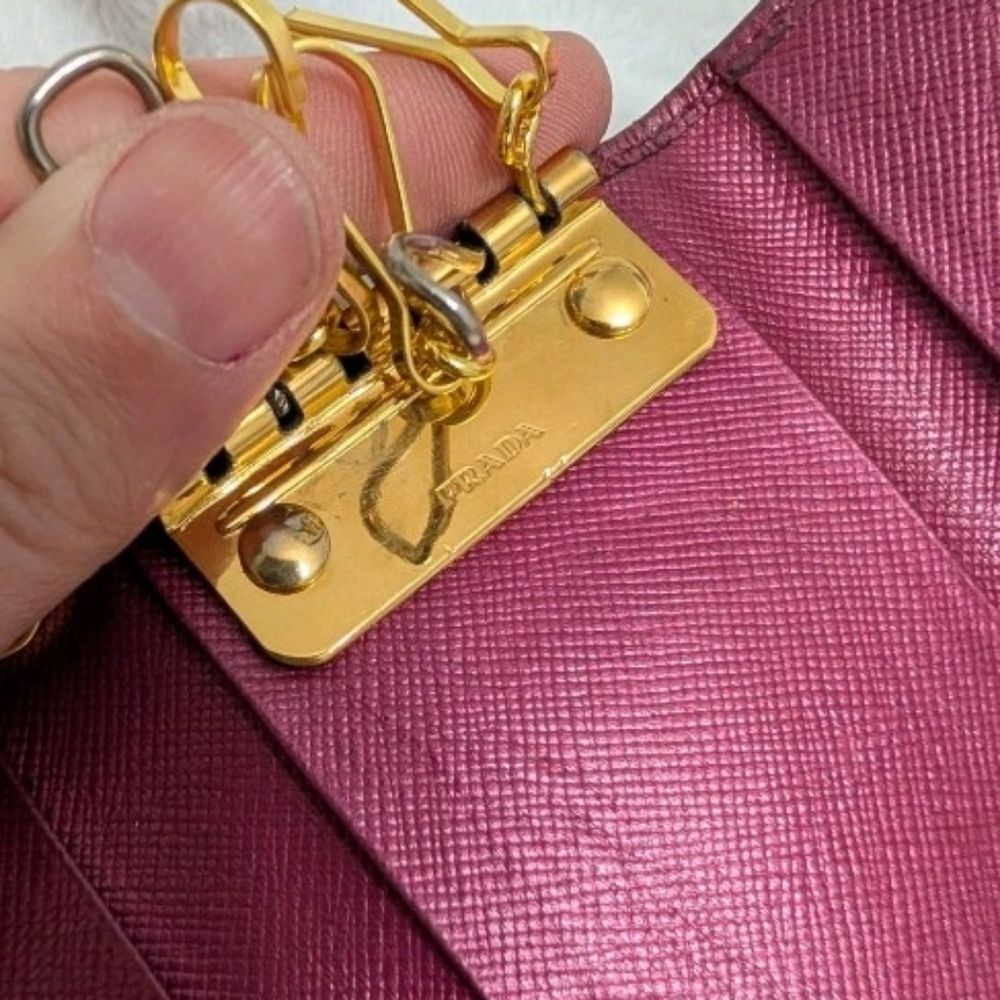Authentic Prada Metallic Pink Leather Key Wallet - Picture 10 of 10